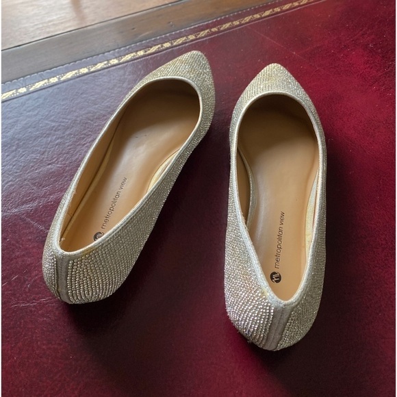 Rhinestones All Over Party Shoes Size 8.5 Feminine & Flat - Picture 3 of 10